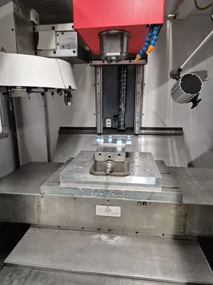 2001 CINCINNATI MILACRON ARROW 500 Vertical Machining Centers | 520 Machinery Sales LLC (2)