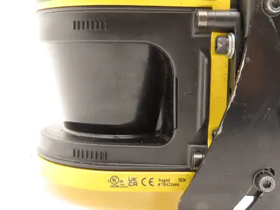 Keyence SZ-V04X Multi-function Laser Safety Scanner SZ-V Series 24VDC 8.4m 160ms