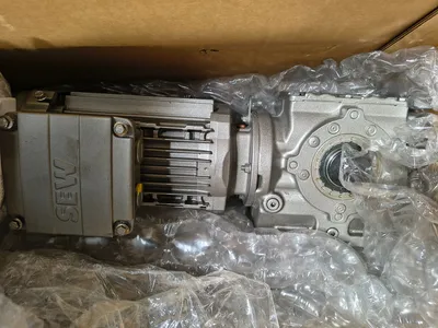 SEW-EURODRIVE SA47 DRN80M4/DH GEAR MOTOR | ESS Industrial Equipment Sales (4)