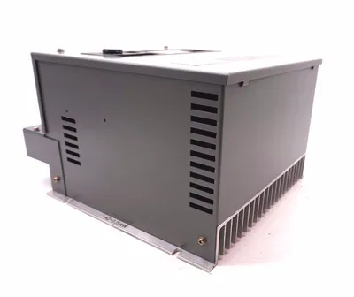 USED ALLEN BRADLEY 1332-AAA ADJUSTABLE FREQUENCY AC MOTOR DRIVE SER.B 1332AAA