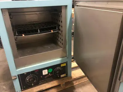 BLUE M 0V-490A-2