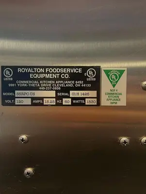 Royalton SSRPC-US Electric Full Size Mobile Heated Holding CabinetRoyalton SSRPC-US Electric Full Size Mobile Heated Holding Cabinet
