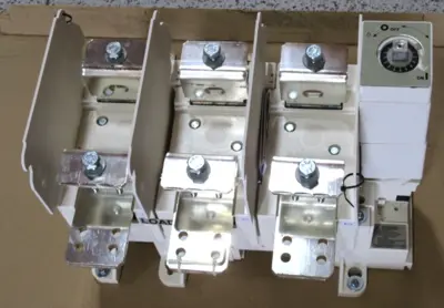 NEW EATON C363UF600J SWITCH BODY 600A 3-POLE 600V