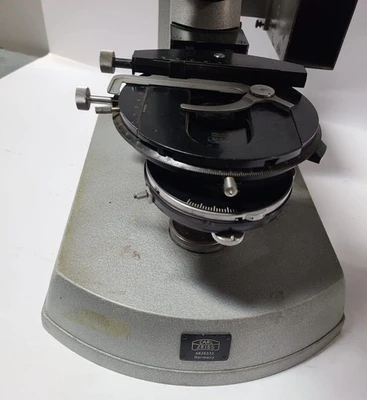 USED ZEISS Does Not Apply