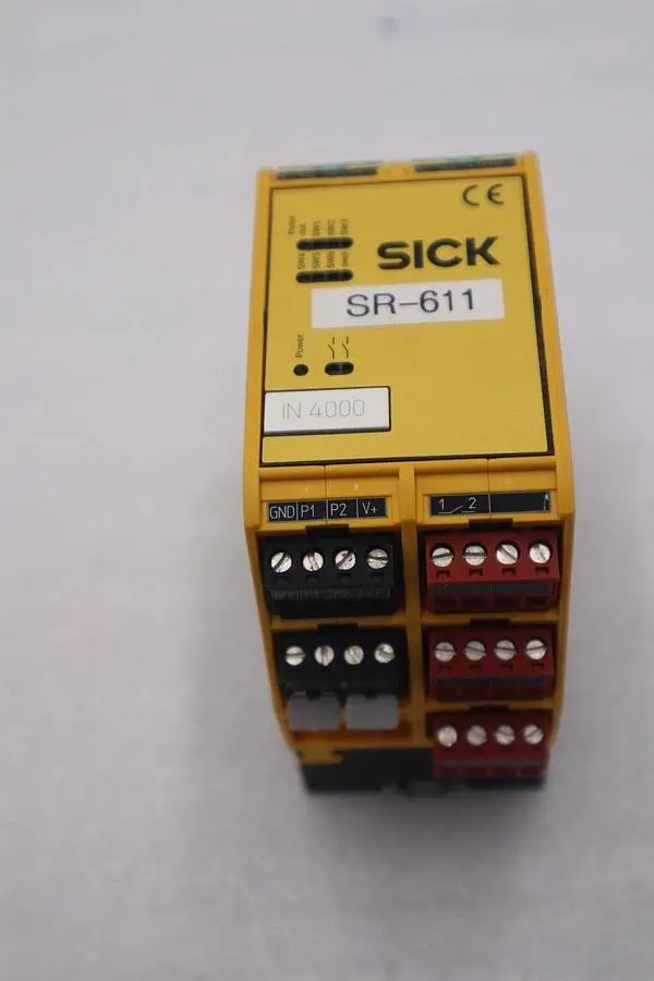 SICK IN40-R1212B / IN40R1212B SAFETY CONTROLLER STOCK B-1537