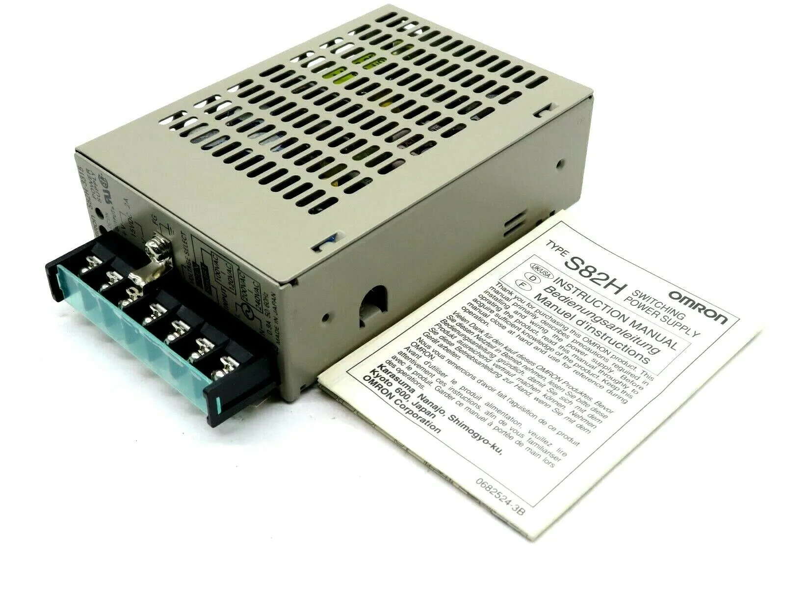 NEW OMRON S82H-3315 POWER SUPPLY 15VDC 2AOUTPT 120/240VAC INPUT S82H3315