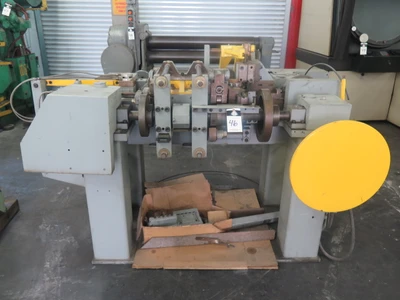 Multi-Slide Wire Former;