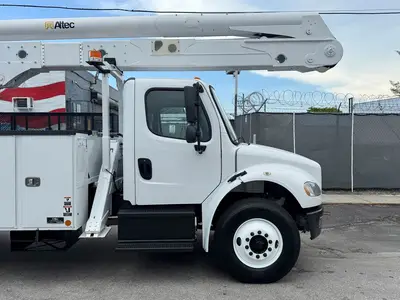 Used 2018 ALTEC AA55 MH Bucket (boom) trucks Florida US | Truck and Van Outlet #1509155