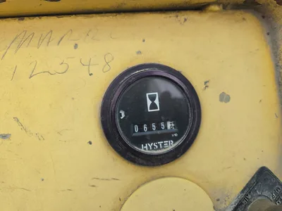 Hyster Diesel Forklift, Single Stage, Side Shift, 655 Hours Indicated (Bad Engine)