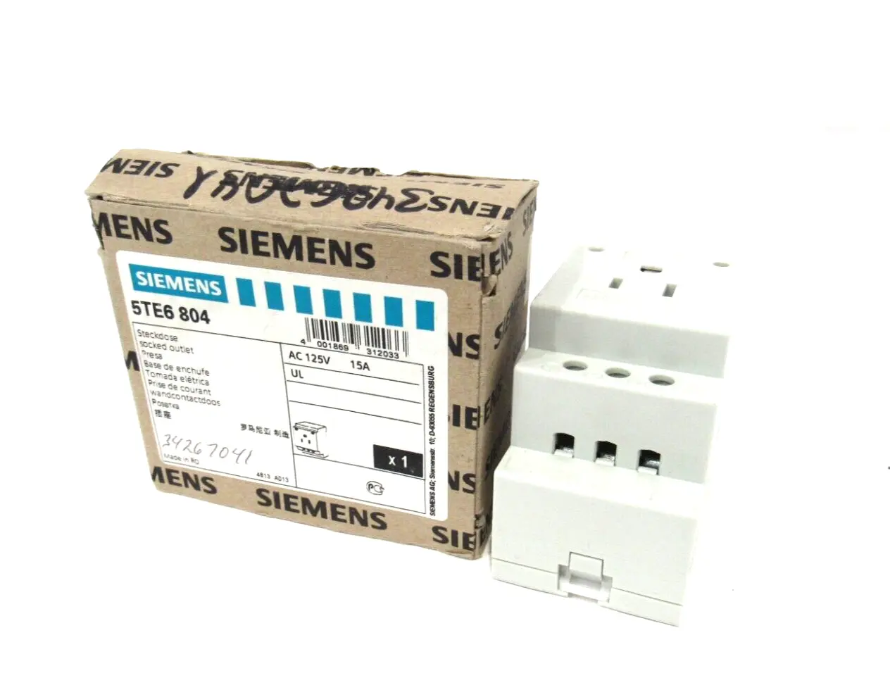 NEW SIEMENS 5TE6804 SOCKET OUTLET