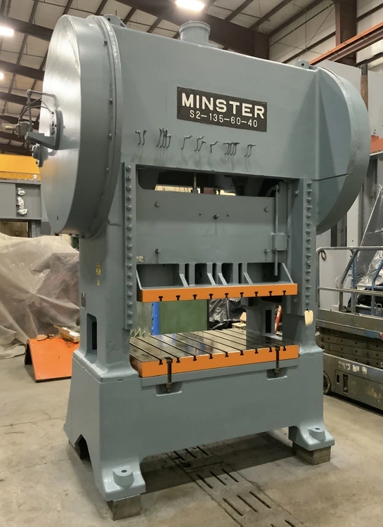 Used MINSTER MINSTER S2-135-60-40 PRESS Straight Side Presses | Alma Machinery #898720