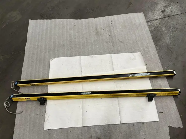 Used SICK FGSS1650-21 + FGSE1650-21 Misc Electrical & Power Parts BE | Apt International N.V #363913