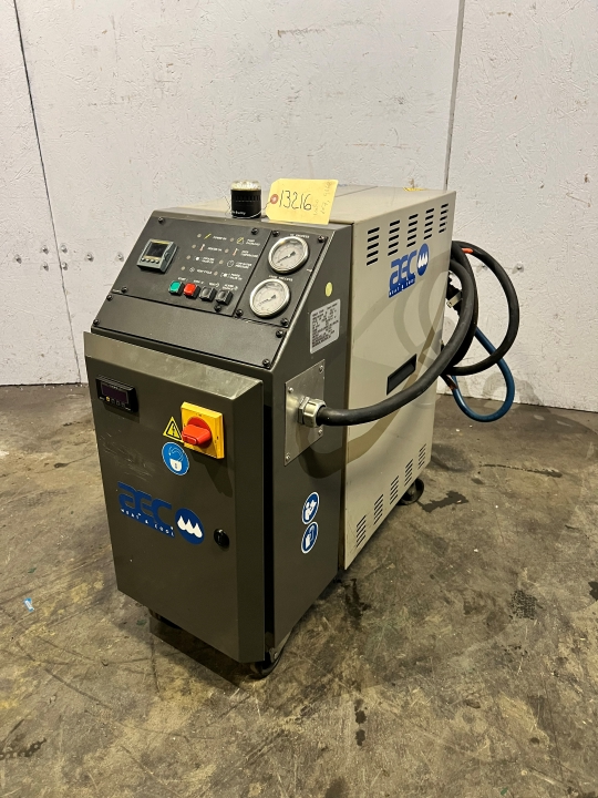 Used 2015 AEC TCU300 Temperature Controls Massachusetts US | Hunter Plastics #788016