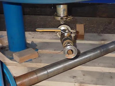 400 Gallons S/s Tank W/agitator