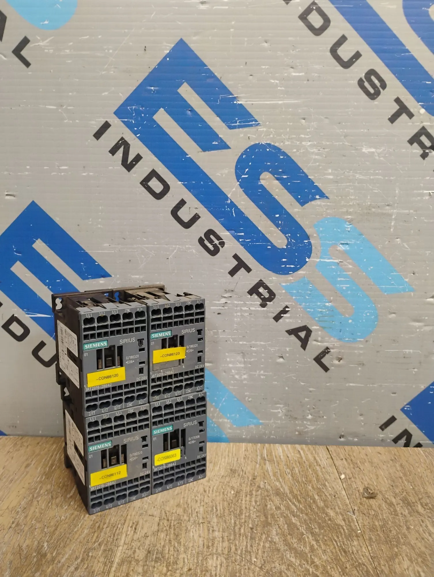 USED Siemens 3RT2016-2BB42