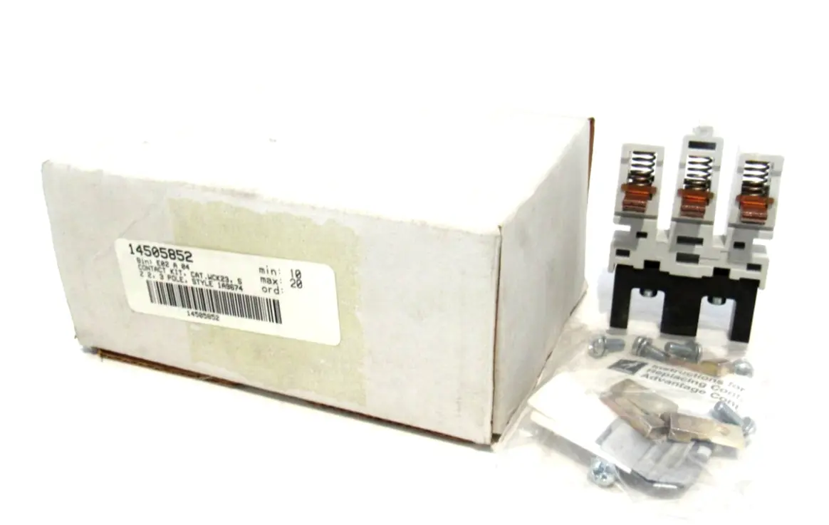 NEW CUTLER HAMMER WCK23 CONTACT KIT 3 POLE SIZE 2