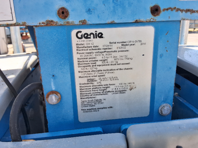USED 2014 Genie GR-12