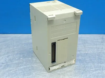 USED OMRON C200HXCPU44E