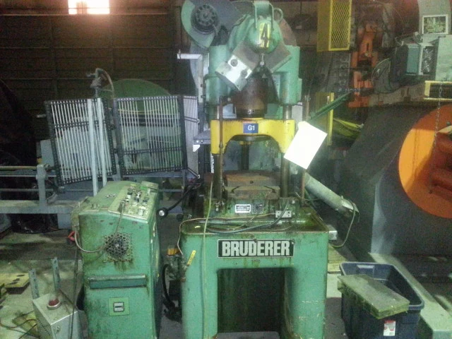 Used BRUDERER BSTA30 High Speed Production Presses Ohio US | D & D Industries #437705