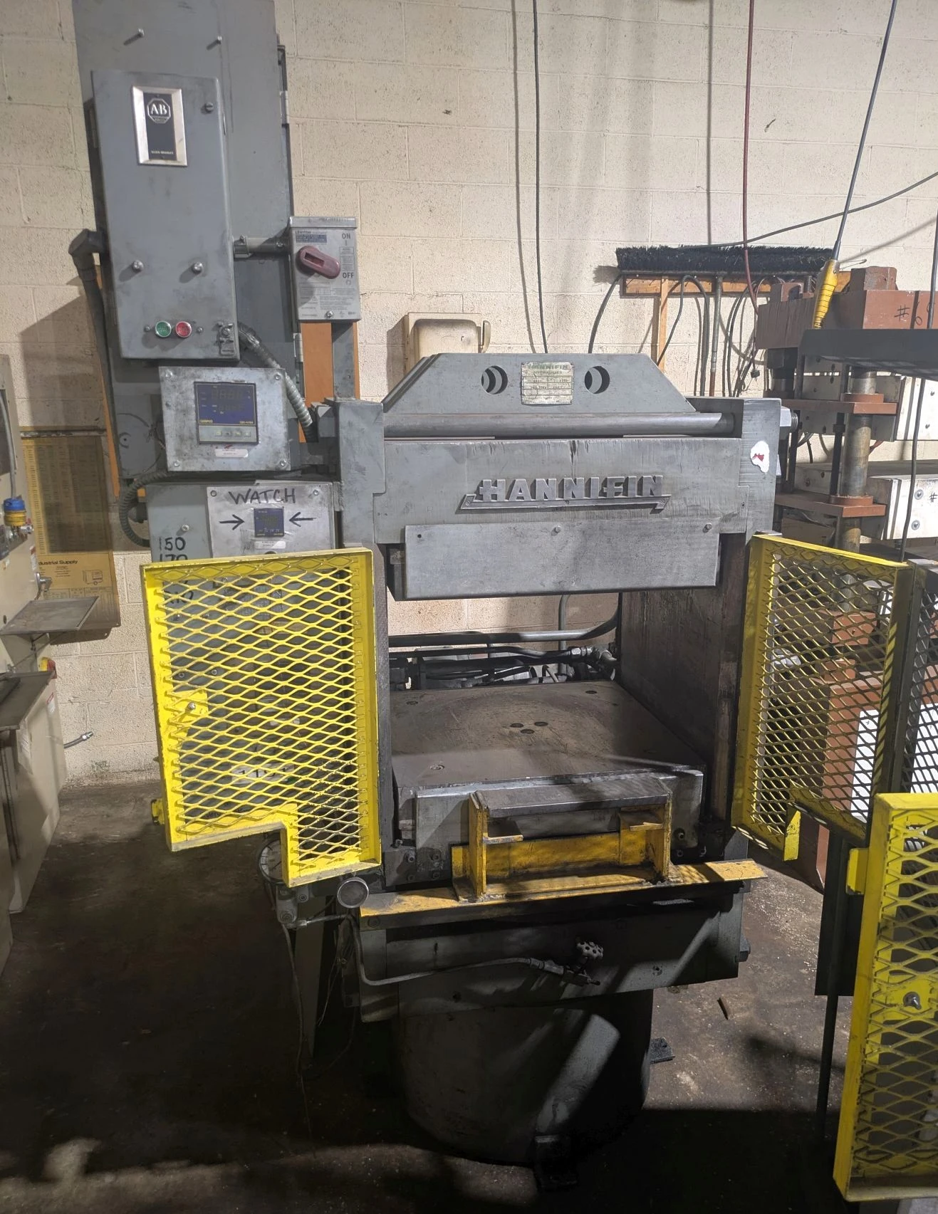 Used HANNIFIN HANNIFIN 20 INCH PRESS Hydraulic Presses Michigan US | Alma Machinery #1424492