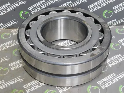 SKF 22318CJ/C3/W33 Spherical Roller Bearing 90mm Bore 190mm O.D. 64mm W Rust New