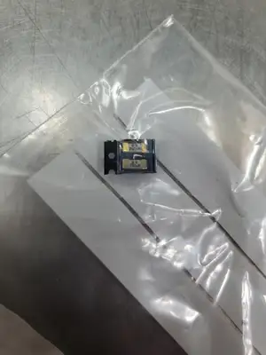 Buhler BSXX-11822-001X2 Resistor, 750mA, Lot of 2. 4D-2