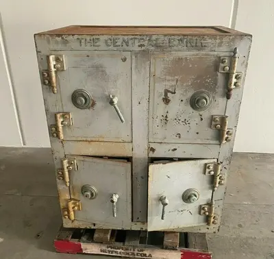 _UNKNOWN_ _UNKNOWN_ Other Collectible Still Banks | Amiron Machinery (1)