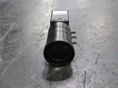 NEW KEYENCE CV-200M CCD