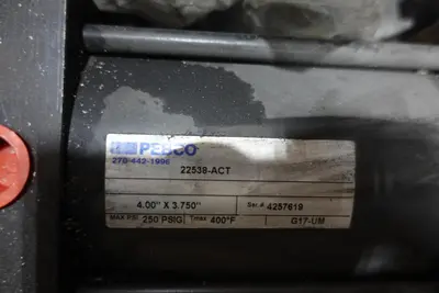 PALLET OF ASSORTED HYDRAULIC REPLACEMENT PARTS