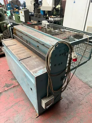 4′ Powered Guillotine