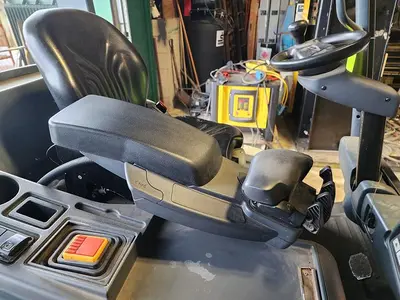 USED 2015 CATERPILLAR 2ET4000