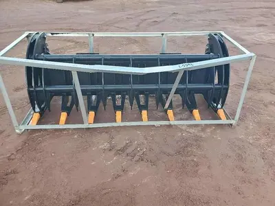 Used SKID STEER GRAPPLE BUCKET _UNKNOWN_ Grapple Buckets Utah US | CSS Equipment Sales #1347070