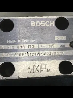 USED BOSCH 0 810 090 173