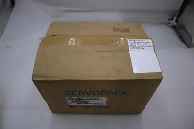 YASKAWA ELECTRIC SGDV-5R4D11A002000 SERVO DRIVE NEW IN BOX STOCK H44