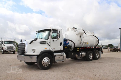 Used 2018 FREIGHTLINER 114SD Septic/Sewer/Vacuum Trucks Texas US | Roll Off Truck World #1491812
