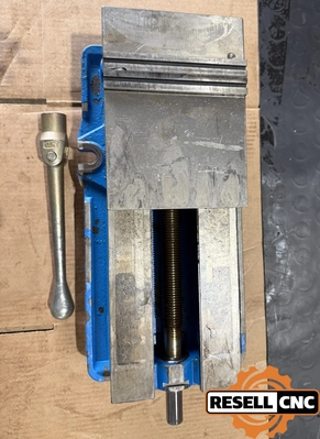 USED Kurt D688 Vise