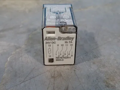 NEW ALLEN BRADLEY 700HC14Z244