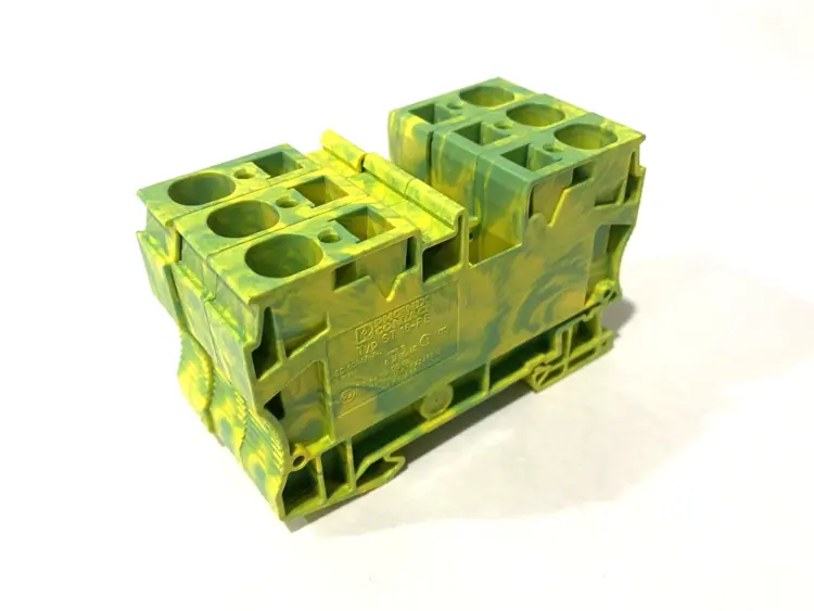 Used PHOENIX CONTACT PROTECTIVE CONDUCTOR TERMINAL BLOCK 3036165 LOT OF 3 Terminal Blocks | Maverick Industrial Sales #1103606