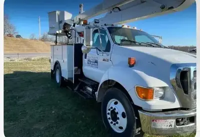 USED 2008 FORD F750