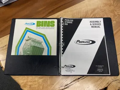 Peerless Two (2) 30 Unit Momo Chip Bins