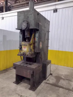 USED AIDA PR-XGC-100CAPACITY ............ 110 TONSTROKE .............. 6.6"
