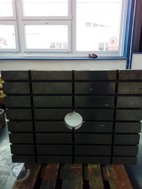 Used TOS UHOLNÍK Angle Plates SK | F.M.T. Group s.r.o. #1253199
