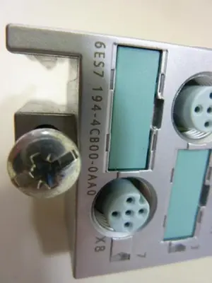 USED SIEMENS 6ES7 194-4CB00-0AA0