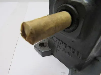 Boston Gear 309A-20-H Right Angle Double Shaft Speed Reducer Gear Box 20:1 Ratio