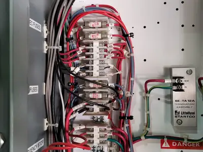 NEW ALLEN-BRADLEY 1591AT-AXED