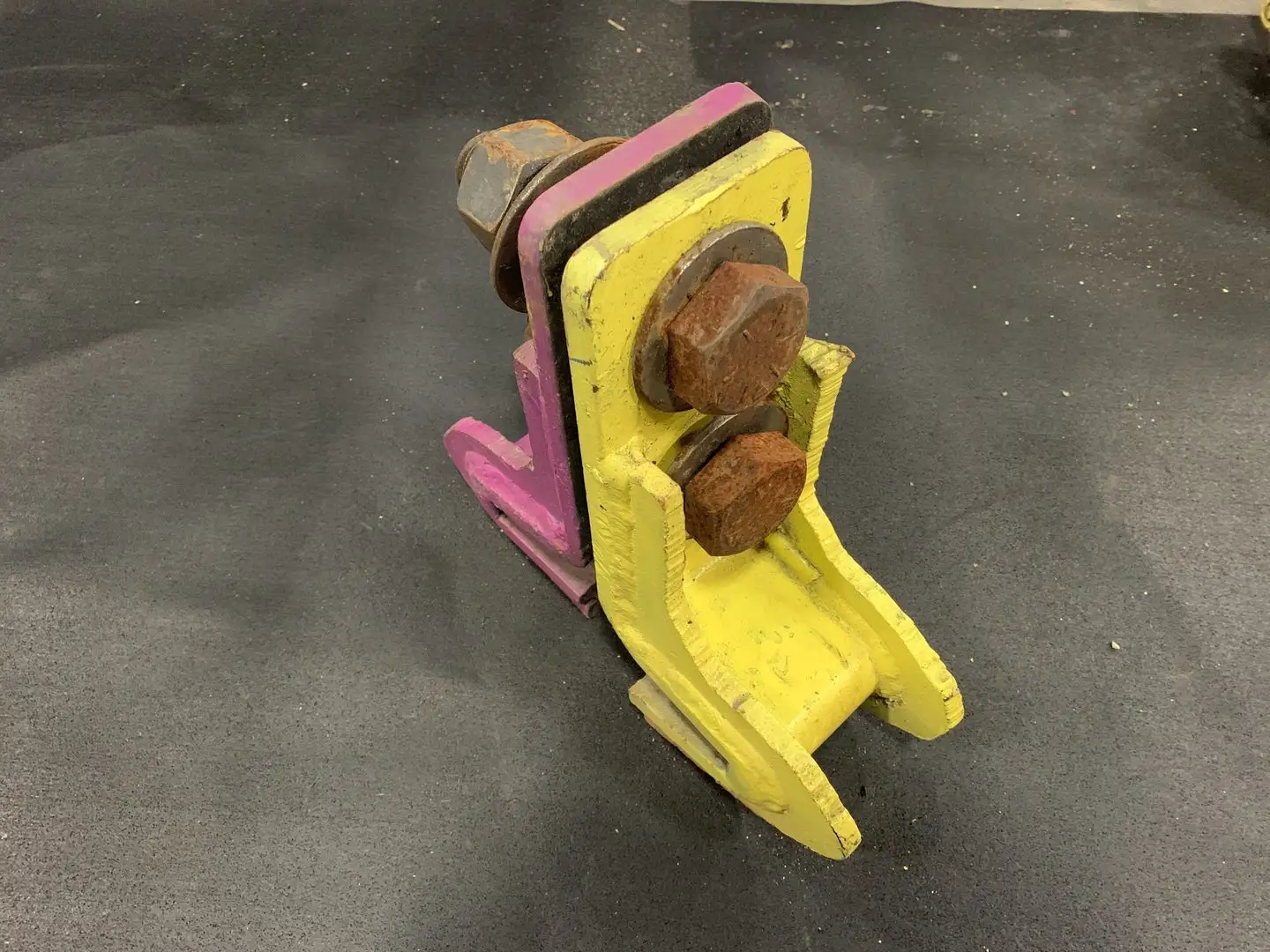 Beam Track Clamp