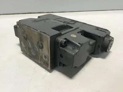 USED VICKERS DG4V-3-6C-M-U-H7-60