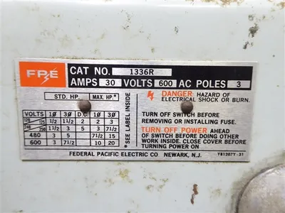 Federal Pacific 1336R Fusible Safety Switch 30 Amps 600VAC Used