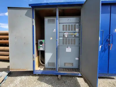 Power Distribution Center (PDC), 1600A Main, 2-400A & 4-100A