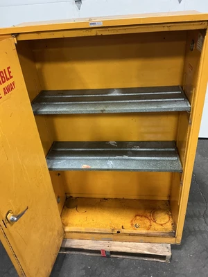 Used Justrite _UNKNOWN_ Hazardous Storage Units Ohio US | Equipment Recovery Corp. #1331569